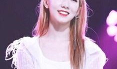 关于孟美岐最新爆料,揭秘她背后的故事与成长历程